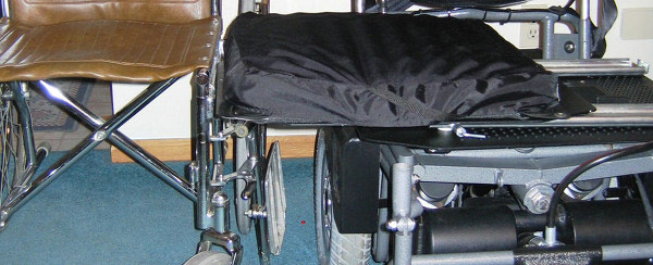 This is a sliding locking seat used for transfer instead of a transfer board. Much safer and easier to use. Slides very smoothly on heavy-duty ball bearings.